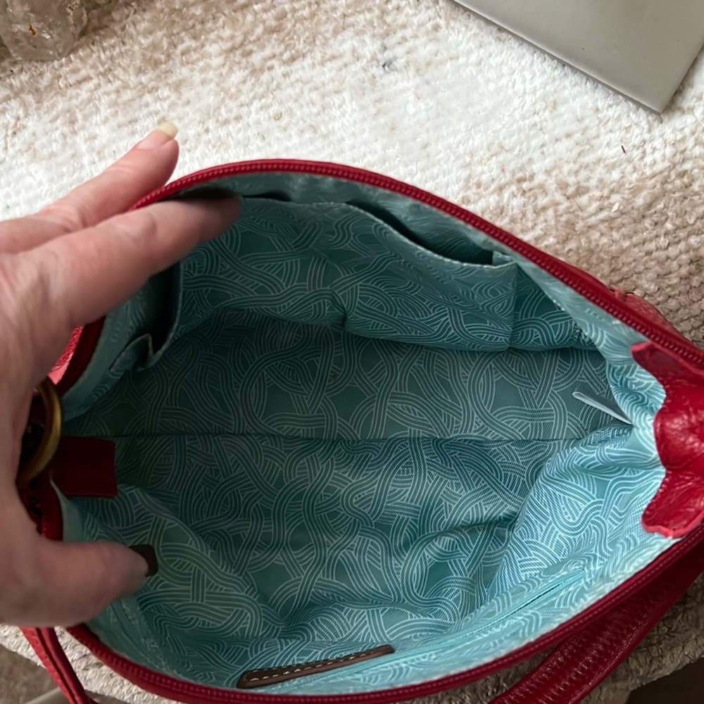 SAK RED ❤️ LEATHER BAG .. new condition - Picture 9 of 12